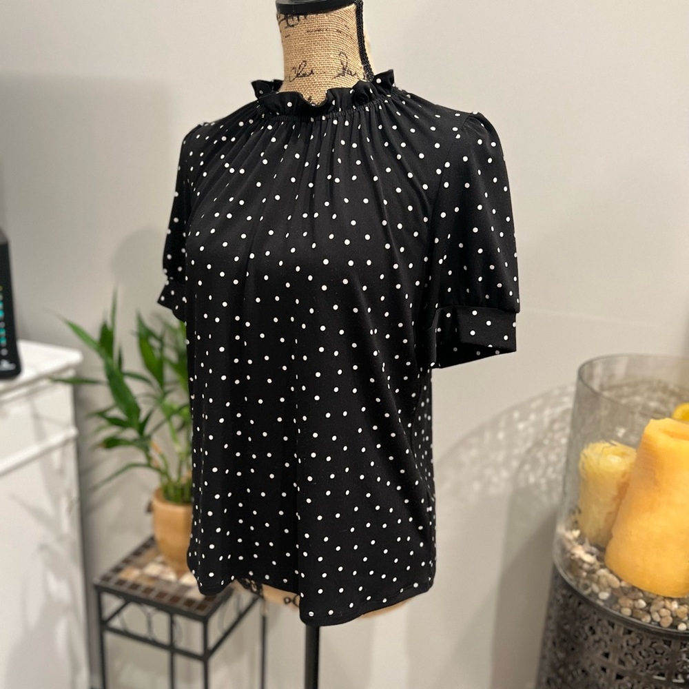 NWT black w/white polka dot blouse - Picture 2 of 9